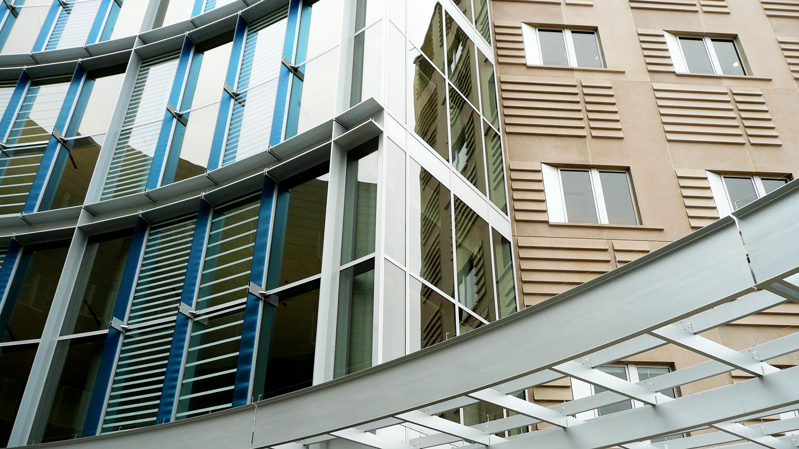 Curtain Wall 04